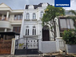 Rumah Dijual Permata Buana 144m2